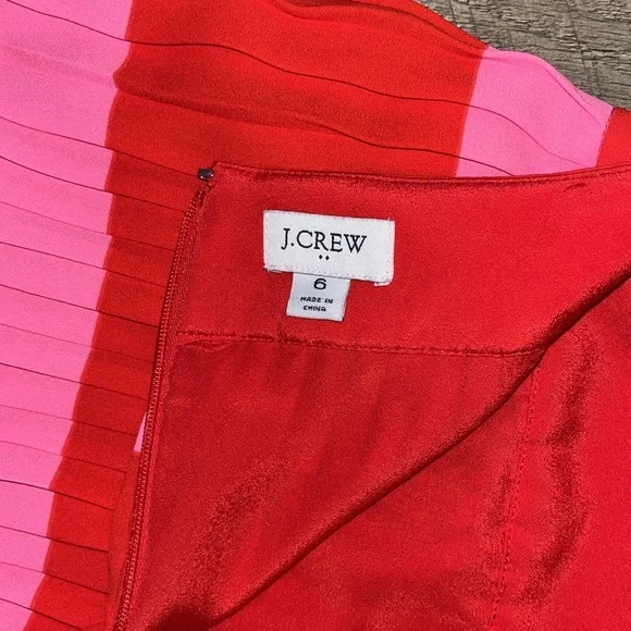 J Crew Red and Pink Pleated Skirt 6‎ - Picture 5 of 6